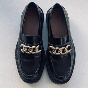 H&M Loafers Womens 6.5 Black Leather Gold Chain Lug Soles Chunky Platform Boho